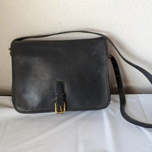 Coach Vintage /1980s NYC Black Saddle Pouch Large Shoulder Leather Bag# 9585